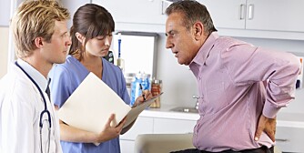 GÅ TIL LEGEN: Du bør oppsøke lege hvis du har fått et nytt symptom som ikke gir seg etter fire uker, og som føles plagsomt. Akutte smerter skal du selvsagt også søke lege for. GÅ TIL LEGEN: Du bør oppsøke lege hvis du har fått et nytt symptom som ikke gir seg etter fire uker, og som føles plagsomt. Akutte smerter skal du selvsagt også søke lege for.