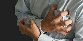 GÅ TIL LEGEN: Du bør oppsøke lege hvis du har fått et nytt symptom som ikke gir seg etter fire uker, og som føles plagsomt. Akutte smerter skal du selvsagt også søke lege for. GÅ TIL LEGEN: Du bør oppsøke lege hvis du har fått et nytt symptom som ikke gir seg etter fire uker, og som føles plagsomt. Akutte smerter skal du selvsagt også søke lege for.
