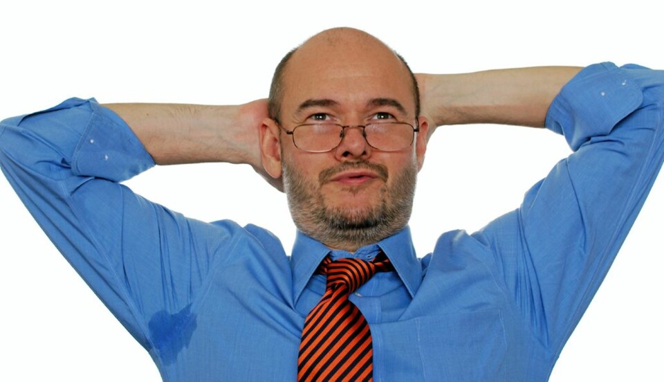 STRAM SVETTELUKT: Våte armhuler kan være ubehagelig. I enkelte tilfeller kan operasjon være nødvendig.