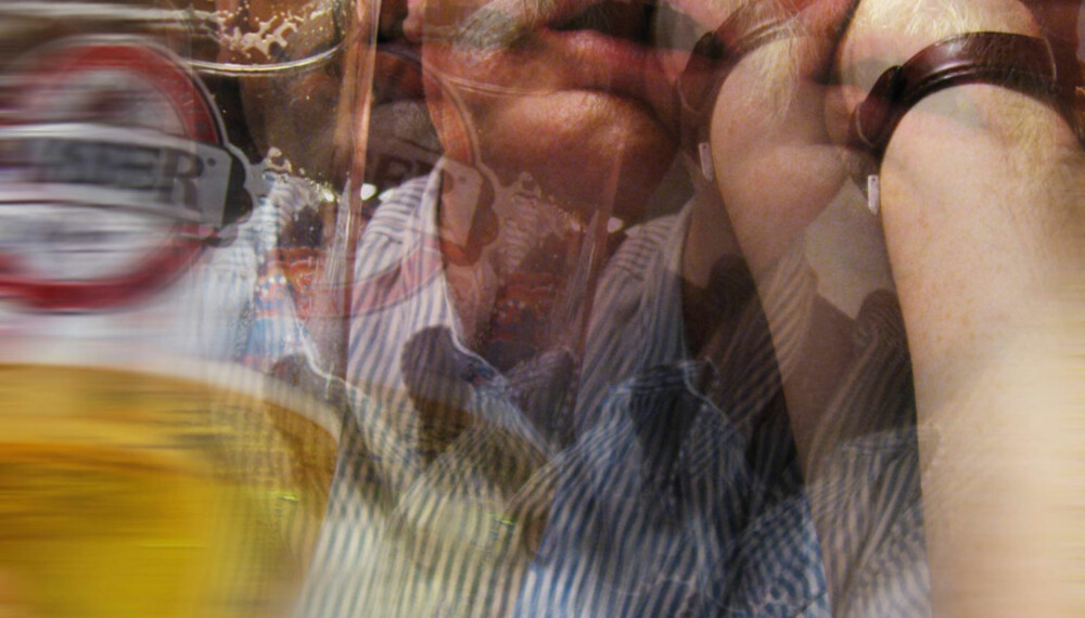 Vin og øl blir faktisk krøll. Men øl og vin er fin. Foto: Gregor Buir Vin og øl blir faktisk krøll. Men øl og vin er fin. Foto: Gregor Buir