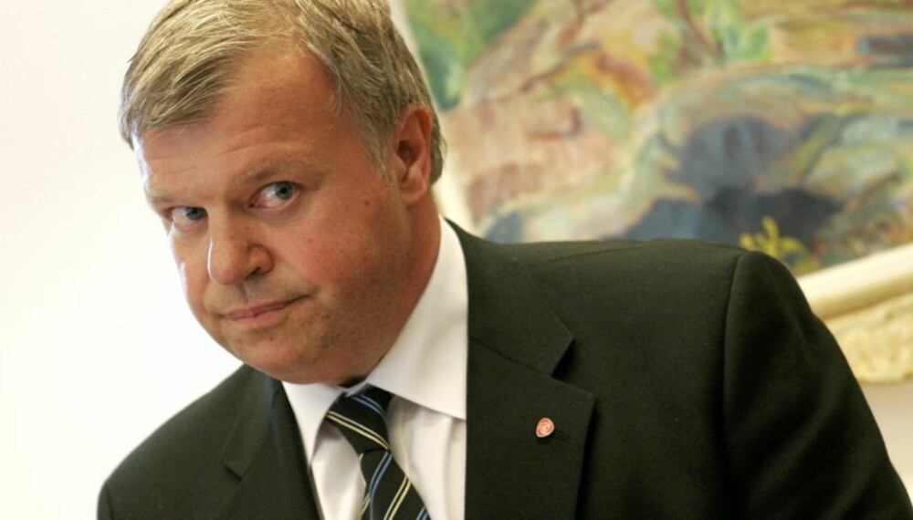KORTERE KØER: Helseminister Bjarne Håkon Hanssen gir rusomsorgen et kraftig løft.