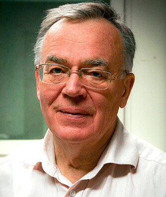 PROFESSOR: Ingar Olsen, Institutt for oral biologi.