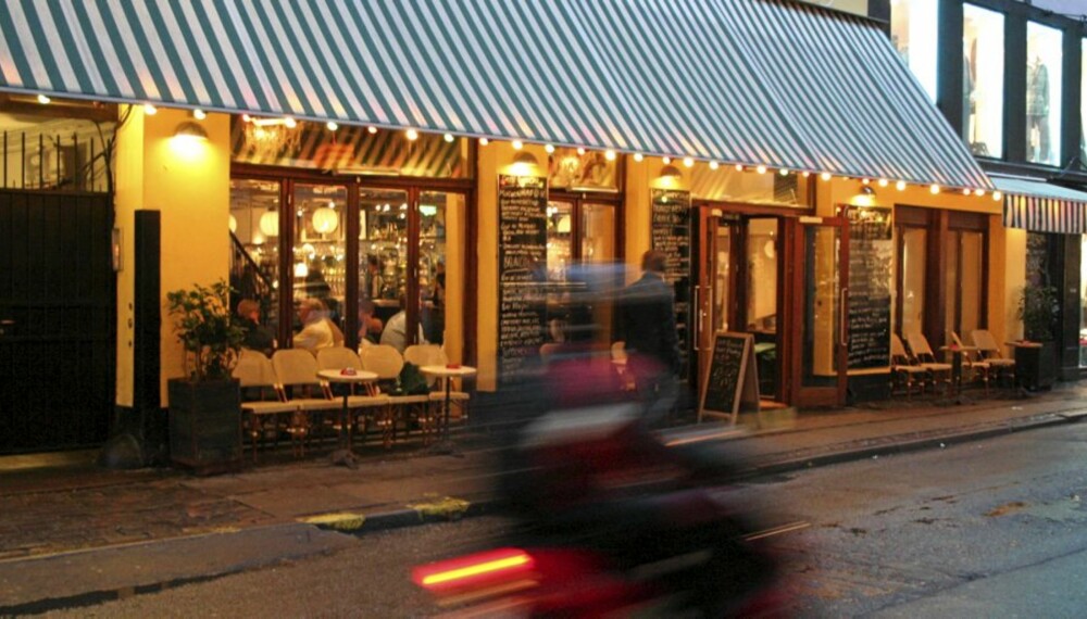 SOMMERSKO: I Kronprinsensgade ligger Københavns aller første kafé.