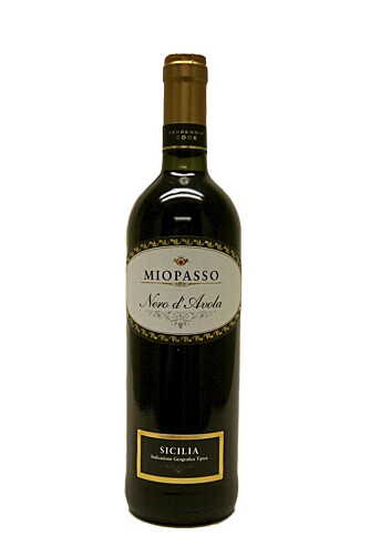 FRA SICILIA: Miopasso Nero d'Avola 2008. FRA SICILIA: Miopasso Nero d'Avola 2008.