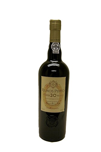UTVIKLET FRUKT: Ramos Pinto Porto Tawny 30 Years Old får 89 poeng. UTVIKLET FRUKT: Ramos Pinto Porto Tawny 30 Years Old får 89 poeng.
