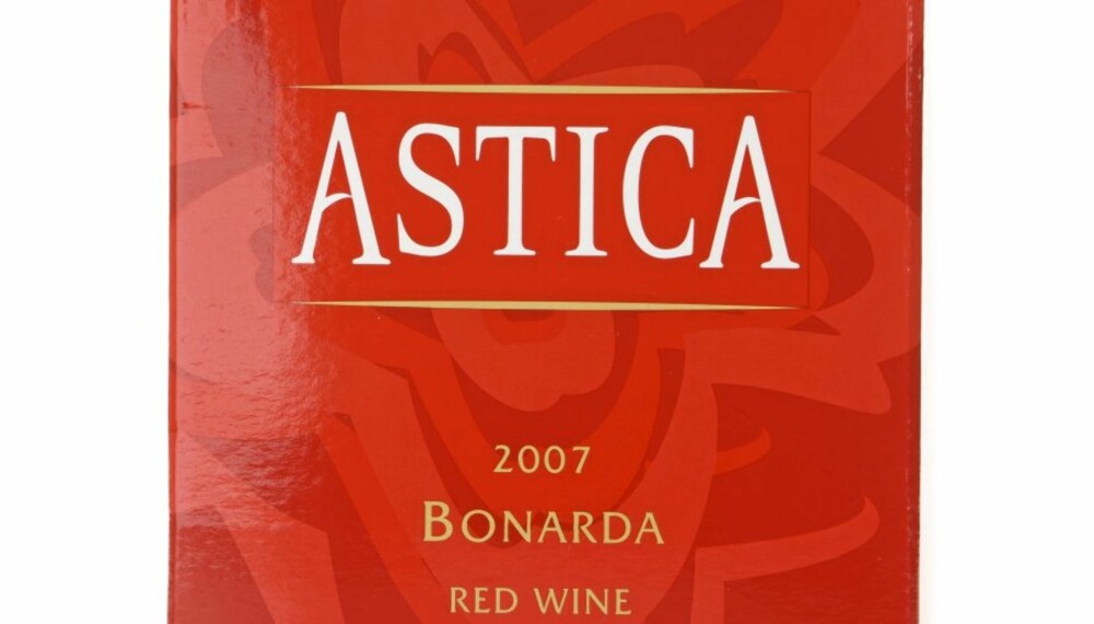 Astica Bonarda 2007 er et godt kjøp blant alle de 76 pappvinene vi testet.