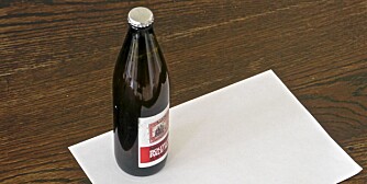 A4: Slik åpner du en flaske med et papirark