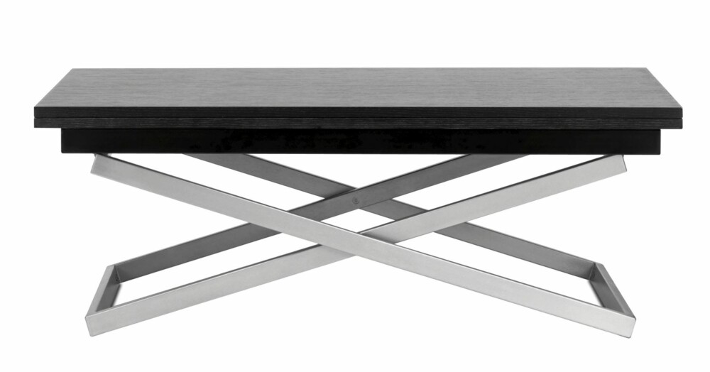 Sofabord i tre og metall fra Bo Concept/Skeidar, kr 8490.