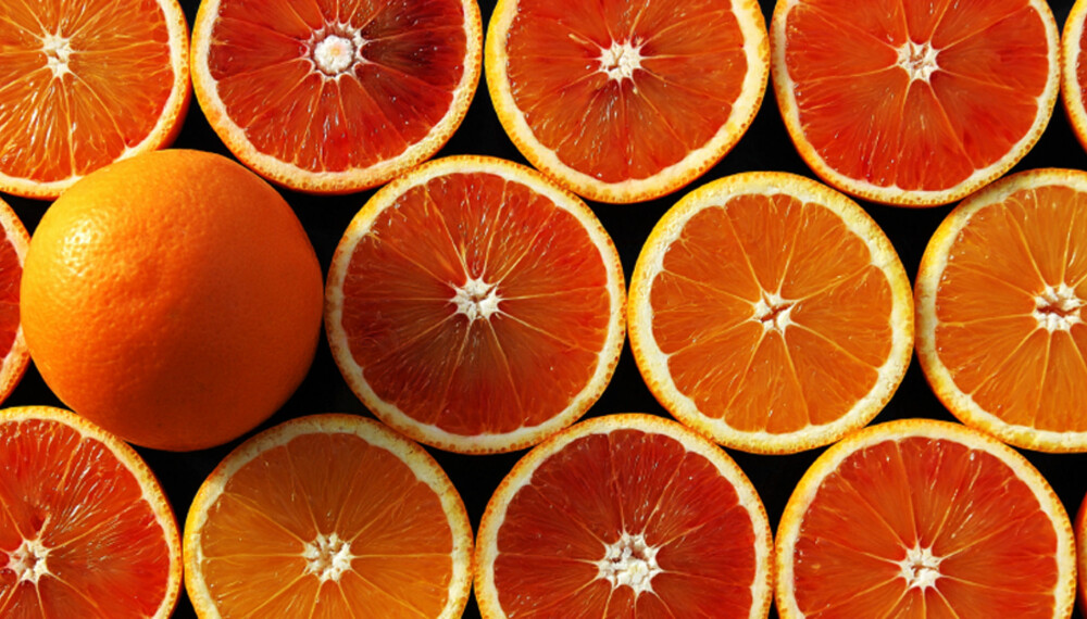 SPIS RØDT: Blodappelsiner er blant vinterens beste og sunneste råvarer.