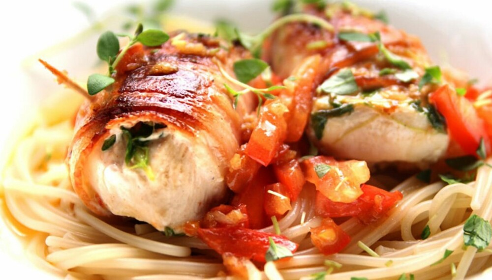 OPPSKRIFT PÅ SALTIMBOCCA: Du lager enkelt en saltimbocca selv om du ikke vet hvordan det uttales. OPPSKRIFT PÅ SALTIMBOCCA: Du lager enkelt en saltimbocca selv om du ikke vet hvordan det uttales.