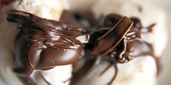 SMELTE SJOKOLADE: Det er lett å svi sjokoladen, men ikke med denne metoden.