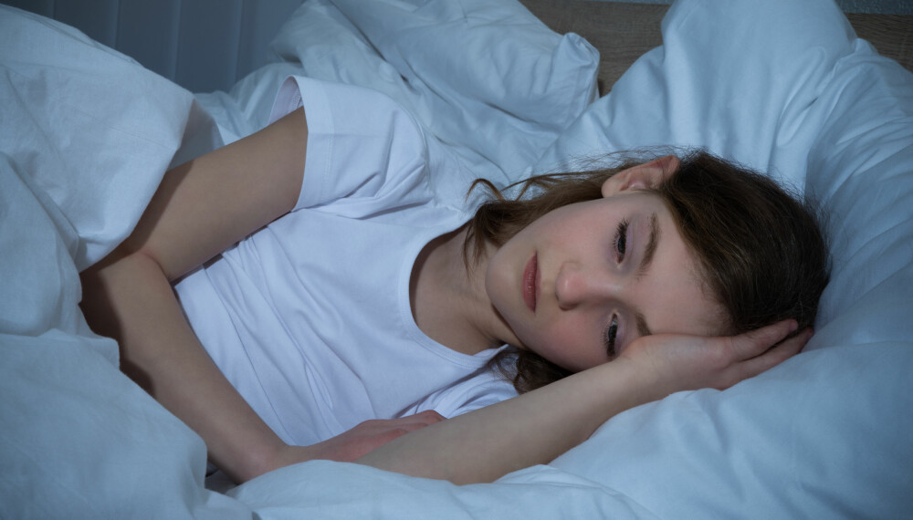 SØVNPROBLEMER: Ekspertene har mange råd til foreldre med store barn som ikke får sove. Det viktigste er å samarbeide med barna for å se om de faktisk sliter med søvnen. Foto: Gettyimages.com.