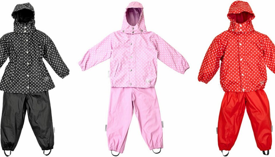 TEST AV REGNTØY: Denne serien, Janis Rubber Rain, av regntøy fra Ticket to Heaven er nå trukket fra markedet.