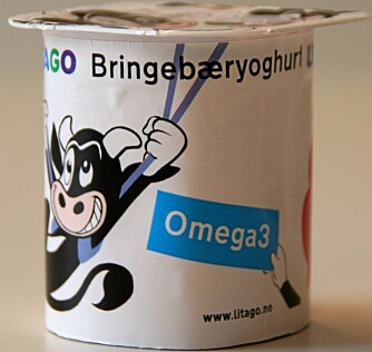 MIDT PÅ TREET: Litago bringebæryoghurt med Omega 3.