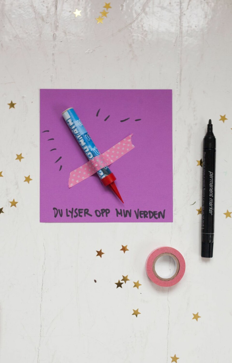 BALLONG: Et morsomt budskap gjør kortet enda mer personlig.