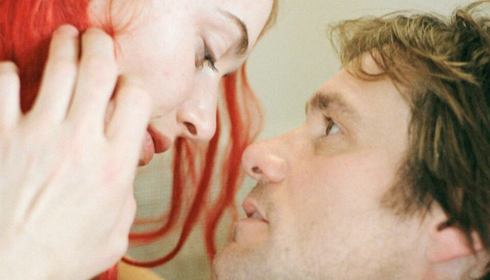 Kate Winslet og Jim Carrey i Evig solskinn i et plettfritt sinn.