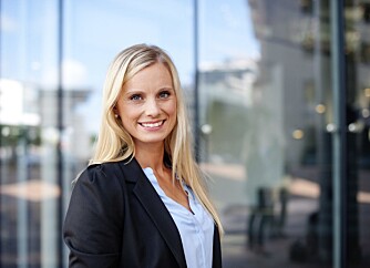 MANNEN BRUKER MEST: Silje Sandmæl (bilde) hevder at det ofte er mannen som gir gass når han skal kjøpe gave til partneren. MANNEN BRUKER MEST: Silje Sandmæl (bilde) hevder at det ofte er mannen som gir gass når han skal kjøpe gave til partneren.