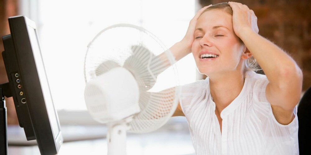 IKKE FOR VAMRT, IKKE FOR KALDT: - I et kontorlandskap en fin norsk sommerdag med 20°C utendørs, vil de aller fleste føle seg komfortable med romtemperaturer fra 20°C til 24°C, og på kalde vinterdager kan vi føle oss komfortable fra 18°C til 22°C, sier Wiggen. IKKE FOR VAMRT, IKKE FOR KALDT: - I et kontorlandskap en fin norsk sommerdag med 20°C utendørs, vil de aller fleste føle seg komfortable med romtemperaturer fra 20°C til 24°C, og på kalde vinterdager kan vi føle oss komfortable fra 18°C til 22°C, sier Wiggen.