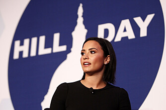 SUNN, IKKE SYLTYNN: Etter mange år med spiseforstyrrelser fokuserer nå Demi Lovato på å spise og trene for å være sunn - ikke tynn. Her fra Mental Health Day i Washington, D.C.