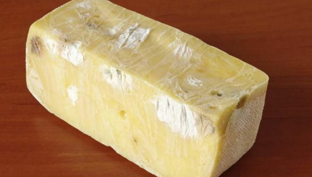 MUGGSOPP: Ost er et godt vekstmedium for muggsopp. Mugg kan vokse ved lav pH og tåler melkesyre og andre syrer i osten.