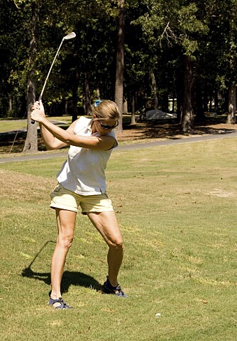 FOR UNGE OG GAMLE: Hanssen mener at det som skiller golf fra andre idretter er at man kan begynne med golf når som helst i livet.