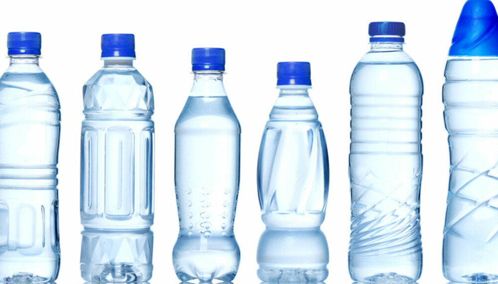 SMAK AV PLAST: Flere forskere hevder at plastflasker avgir kjemiske stoffer som både kan påvirke smaken og være helseskadelig.