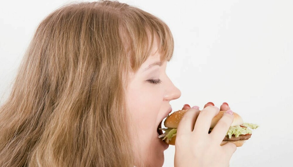 OVERSPISING: Cirka tre prosent av norske kvinner mellom 15 og 44 år har en overspisingslidelse.
