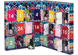 MINI MANI MONTH: Adventskalenderen fås kjøpt på Coverbrands.no. Prisen er 475,- og kalenderen kommer i begrenset antall på lager i slutten av november. MINI MANI MONTH: Adventskalenderen fås kjøpt på Coverbrands.no. Prisen er 475,- og kalenderen kommer i begrenset antall på lager i slutten av november.