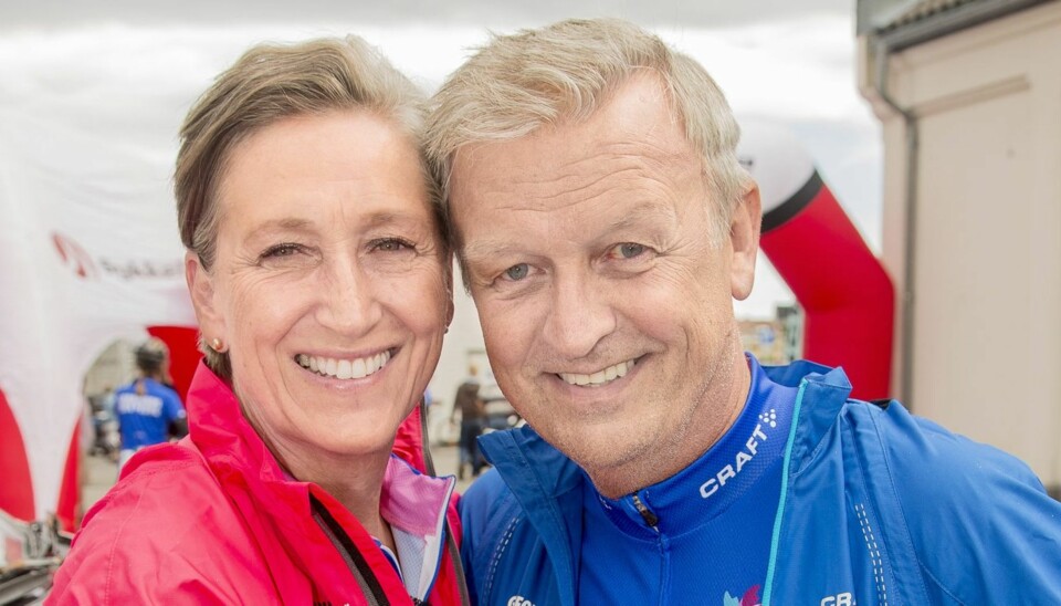 FRISK OG RASK: Hallvard Flatland og kona Anne-Lise har god grunn til å smile om dagen.