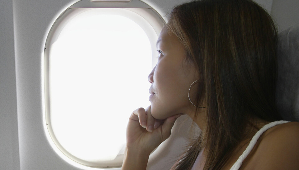 MÅ VÆRE OPPE: Du har kanskje lagt merke til at vindusskjermene alltid må alltid være oppe ved take-off og landing.