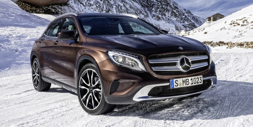 PAKKE: GLA-versjonene med firehjulsdrift (4Matic) kommer med offroad teknikkpakke med DSR (Downhill Speed Regulation) som standard. FOTO: Daimler AG PAKKE: GLA-versjonene med firehjulsdrift (4Matic) kommer med offroad teknikkpakke med DSR (Downhill Speed Regulation) som standard. FOTO: Daimler AG