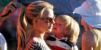 UT PÅ TUR: Britney skal ha truet med å droppe hele turneen hvis hun ikke kunne ha med seg sønnene Sean Preston og Jayden James.