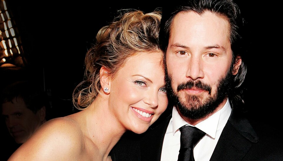 NÆRT FORHOLD: Skuespillerne Charlize Theron og Keanu Reeves har kjent hverandre i årevis. Nå skal det være romantikk i luften.