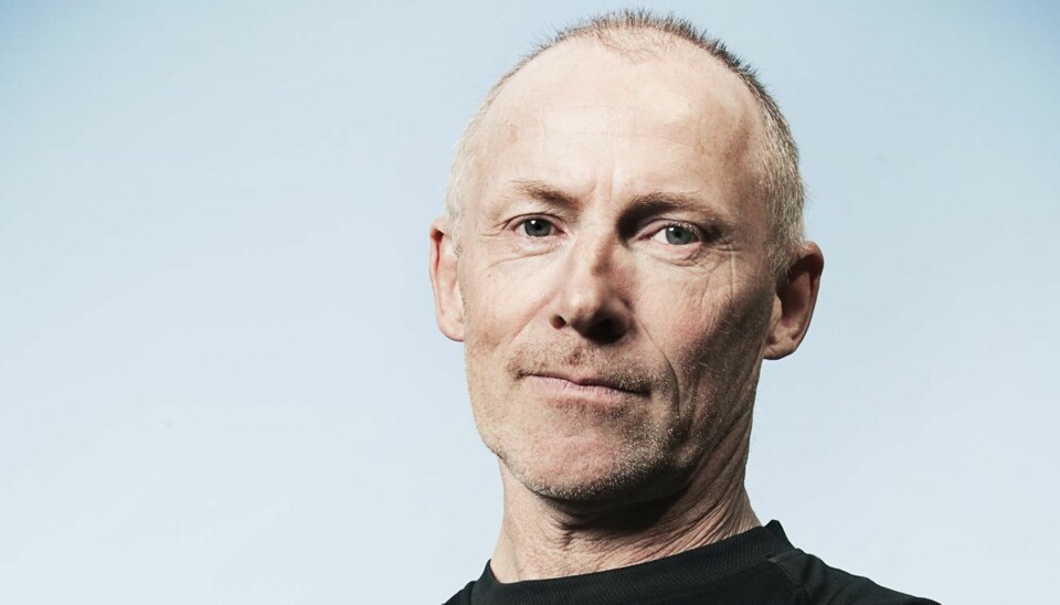 Roger Ruud lærte seg å svømme etter flere nesten ulykker.