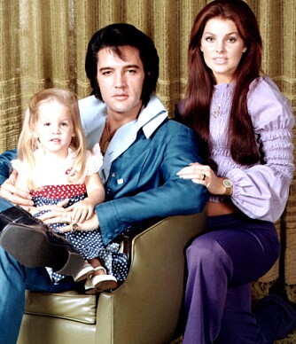 BERØMTE: Lisa Marie er datteren til avdøde Elvis Presley og Priscilla Presley. Lisa Marie var bare ni år gammel da Elvis døde i 1977.