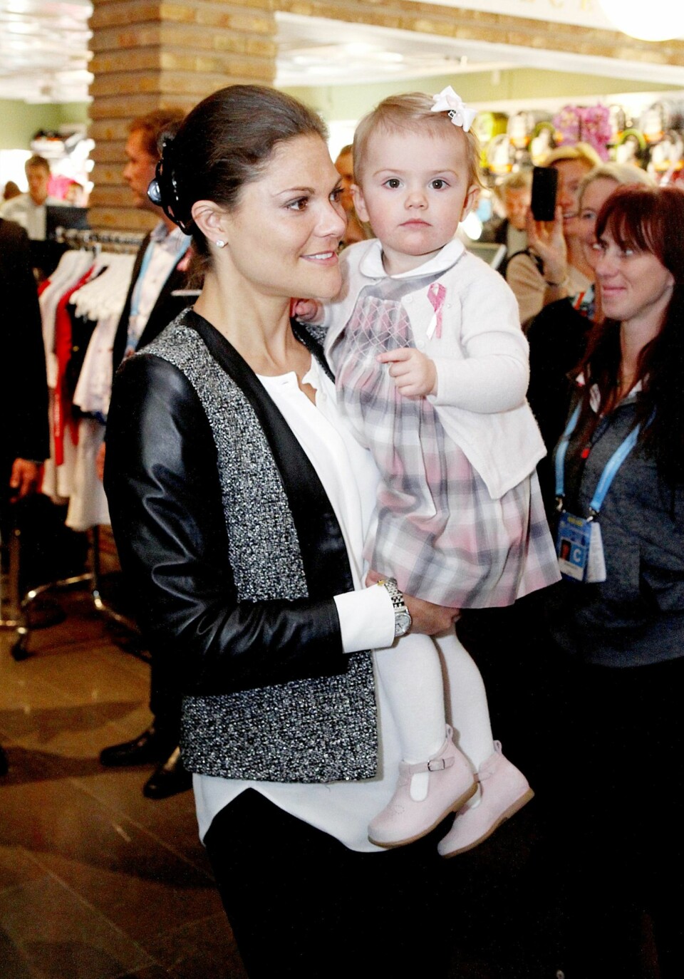 Ut på tur: Prinsesse Estelle var med mamma Victoria og pappa Daniel til New York nylig. Dette bildet er fra en tidligere anledning.