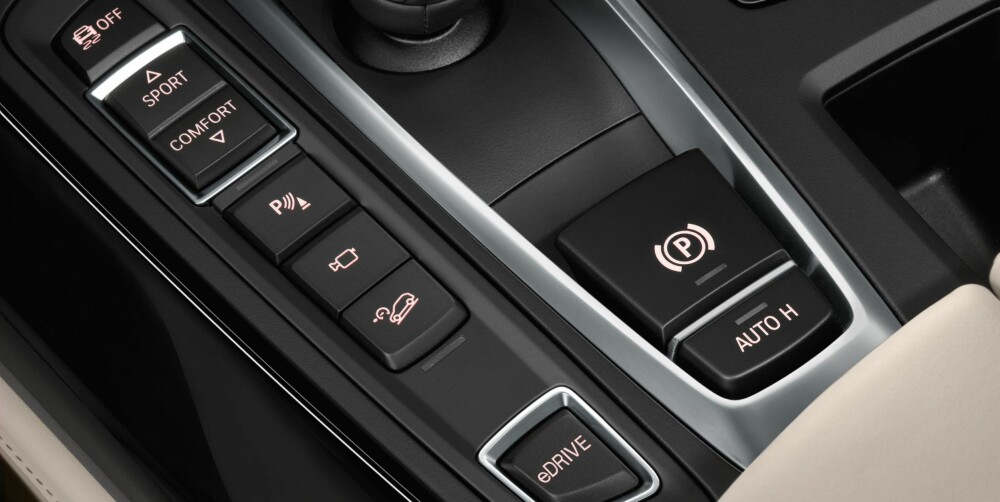 KNAPPER: BMW X3. FOTO: Produsent KNAPPER: BMW X3. FOTO: Produsent
