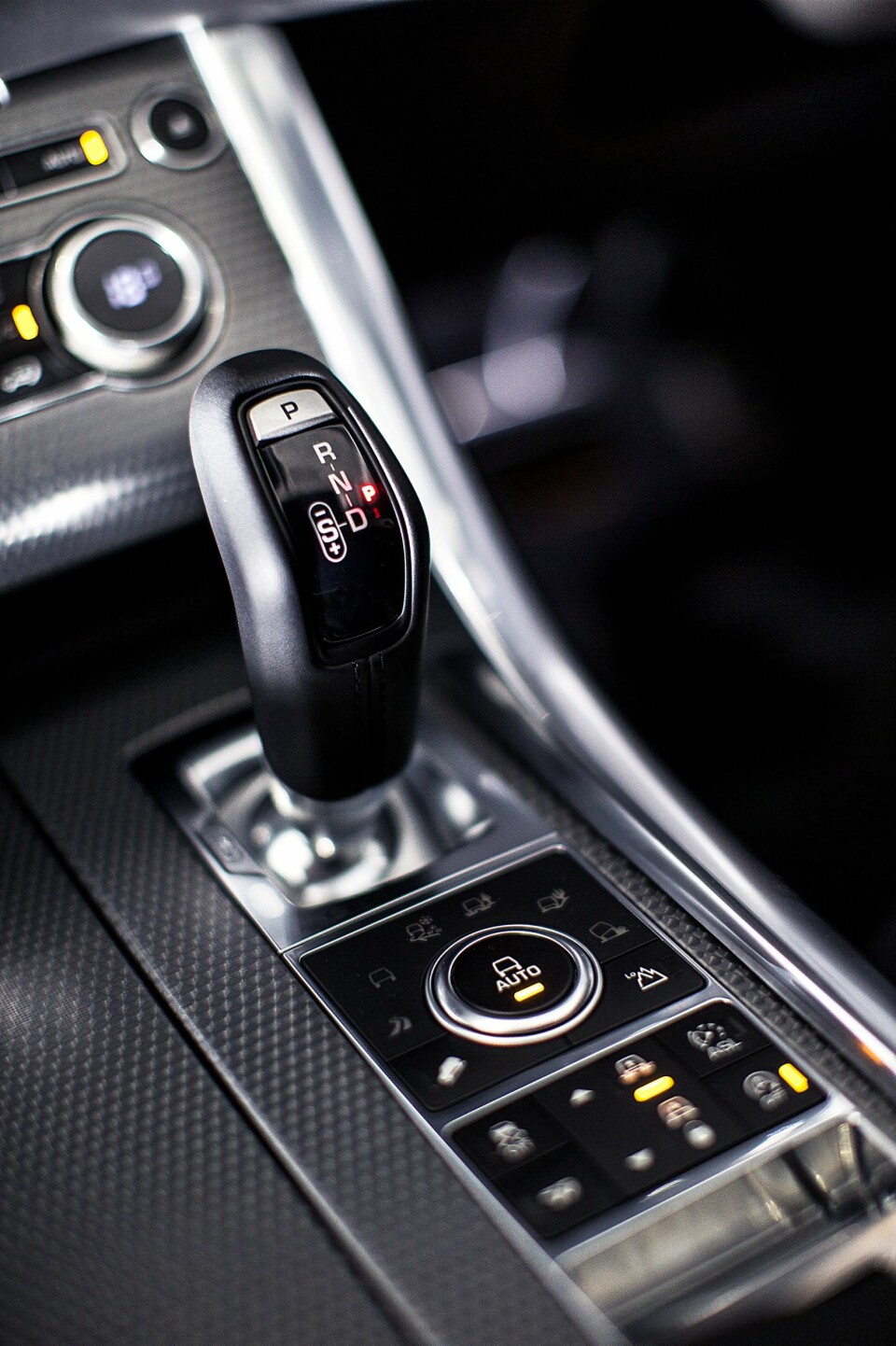 De råeste SUV-ene fra BMW og Mercedes har fått en konkurrent