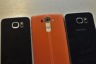 NY TOPPMOBIL: LG G4 i brunt skinn i midten mellom Samsung Galaxy S6 (til venstre) og Samsung Galaxy S6 Edge (til høyre).