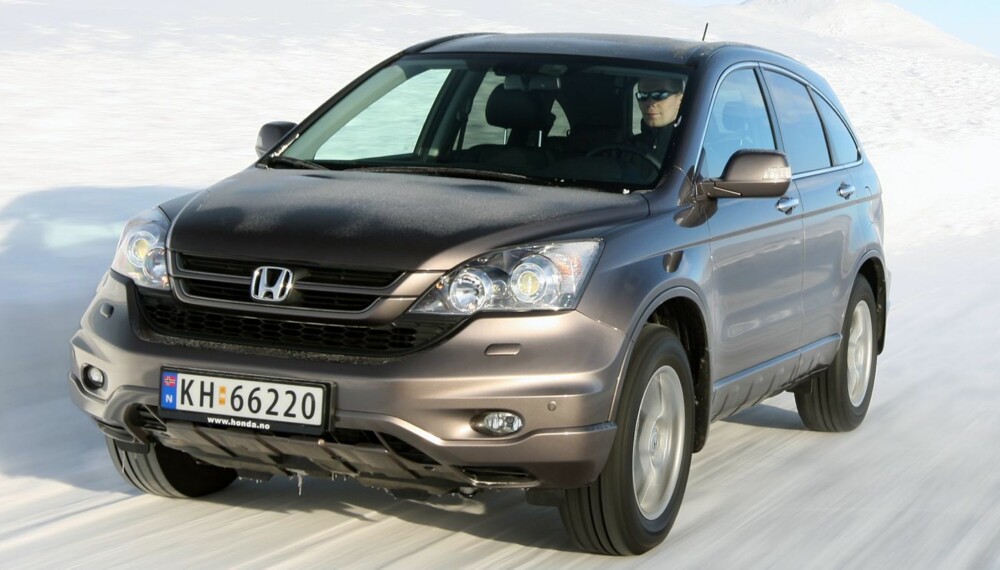 UTMERKET: I den tekniske kontrollen hos tyske Dekra, gjør Honda CR-V en god figur. Denne modellserien er blant de beste kompakt-SUV-ene i 2013-undersøkelsen. FOTO: Egil Nordlien, HM Foto