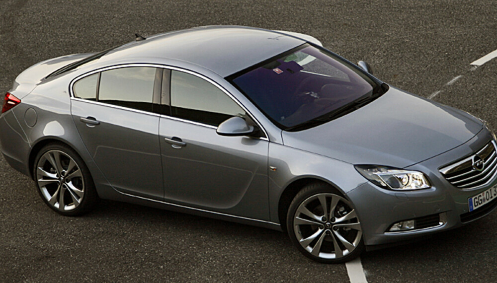 ÅRETS BIL: Opel Insignia har blitt stemt frem som årets bil. Det betyr at den blir sett på som et godt kjøp.