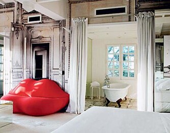 PARIS: Alle moteløver vil elske å bo på dette rommet, hvor dekoren er signert Maison MArtin Margiela. PARIS: Alle moteløver vil elske å bo på dette rommet, hvor dekoren er signert Maison MArtin Margiela.