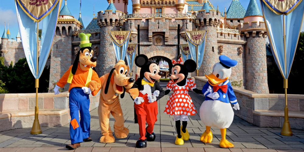 DISNEY WORLD: Om du har barn med deg til Florida går det nesten ikke an å ikke legge inn noen dager i Orlando. DISNEY WORLD: Om du har barn med deg til Florida går det nesten ikke an å ikke legge inn noen dager i Orlando.