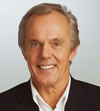 DIREKTØR: Gunnar Hammersmark, Virke Gravferd. DIREKTØR: Gunnar Hammersmark, Virke Gravferd.