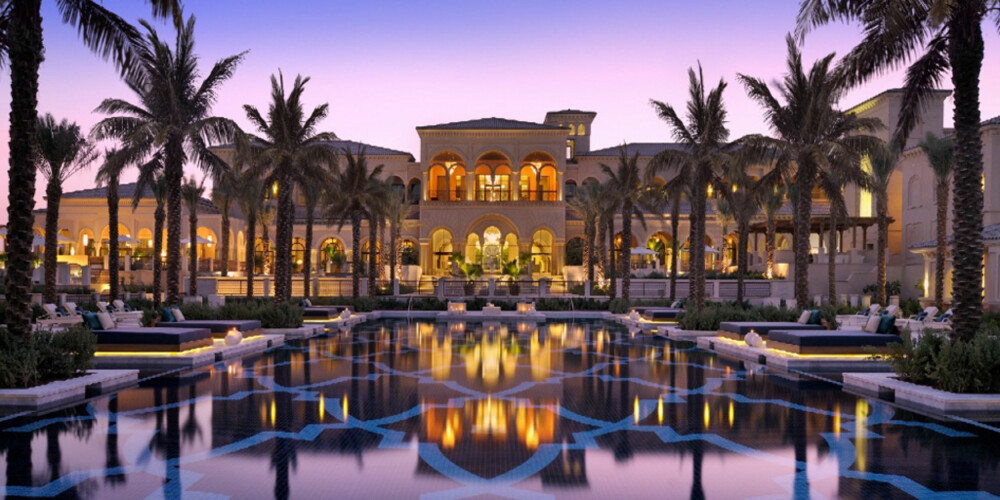 LUKSUS: Det er kanskje ingen steder i verden som kan skilte med like mange luksushoteller som Dubai.