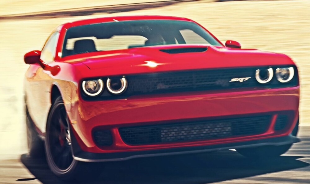 HELLCAT: Hell, yeah! Sladdebilen SRT Hellcat. HELLCAT: Hell, yeah! Sladdebilen SRT Hellcat.