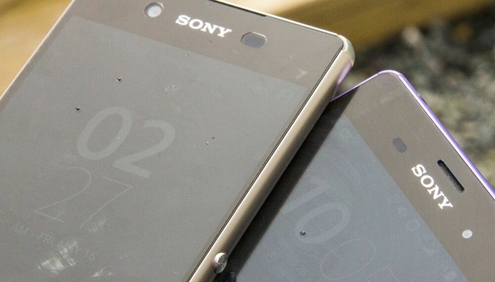 NY TOPPMOBIL: Sony Xperia Z3+ (til venstre) er Sonys nye  toppmobil. Likheten med forgjengeren, Xperia Z3 er stor. 