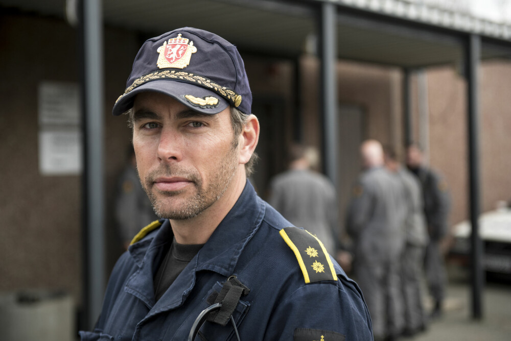 Høye krav: Kursleder Morten Skaarnes stiller høye krav til livvaktstudentene gjennom nåløyet. (Foto: Håkon Bonafede)