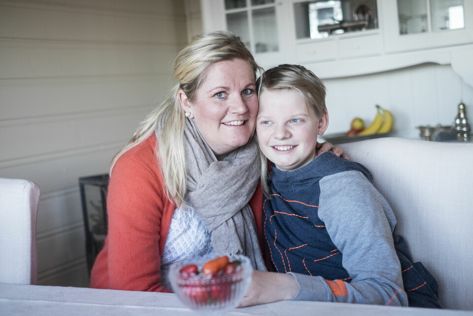 Å LEVE MED DIABETES: - Å leve med diabetes betyr at jeg alltid må ha den i bakhodet. Noen ganger er det tungt. Da er det godt å få trøst av Lissi, sier Amund.