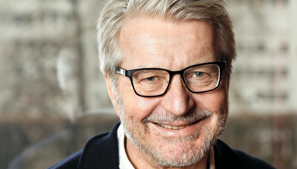 FLAKS I UFLAKS: Da Fabian skulle opereres på det høyre øyet, fant legen også en feil på det venstre. Det ble fikset på i samme slengen.